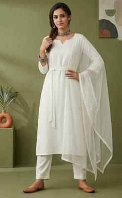 White rayon kurta set with dupatta 3