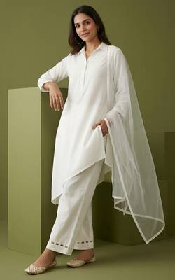 White rayon kurta set with dupatta 2