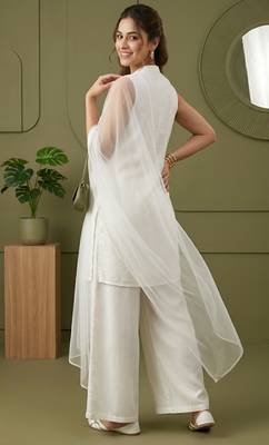 White rayon kurta set with dupatta 2