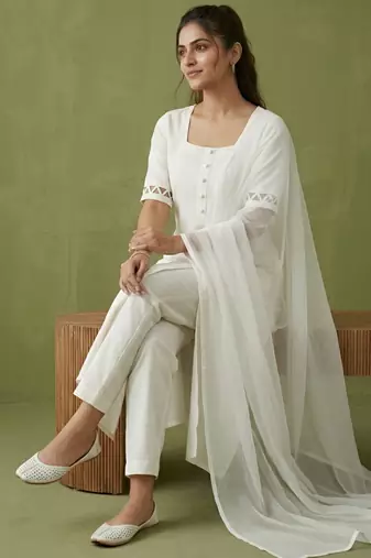 White rayon kurta set with dupatta