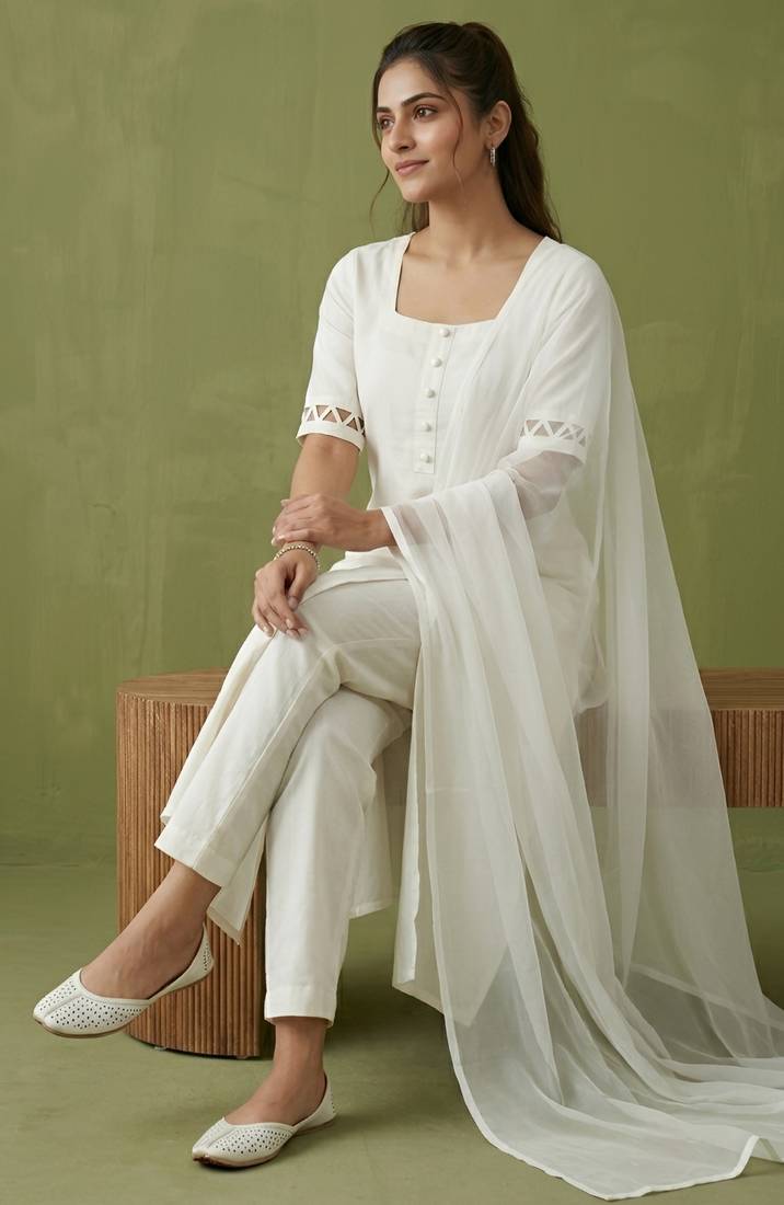 White rayon kurta set with dupatta