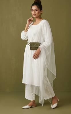 White rayon kurta set with dupatta 2