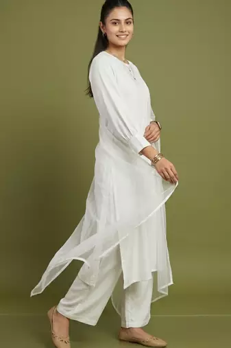 White rayon kurta set with dupatta