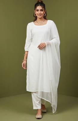 White rayon kurta set with dupatta 3