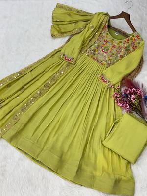 Green chanderi anarkali suit with embroidery & beats work 3