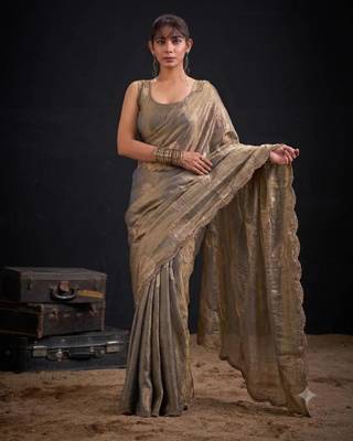 Grey silk blend embroidered saree 3