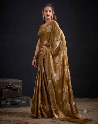 Golden silk blend embroidered saree 3