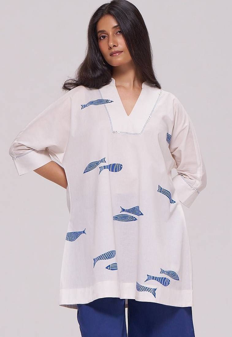 Off-white and blue cotton kurta