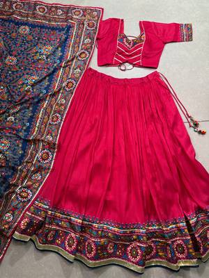 Pink Navaratri Special Gamthi Print With Gotta Patti Lace Touch Up Lehenga with Stitched Blouse 6