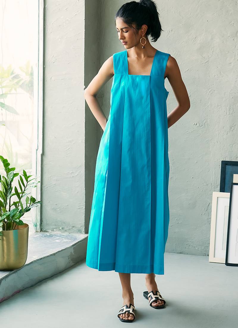 Turquoise blue cotton maxi dress