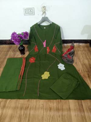 Women's Green  Embroidered Kurta Palazzo Set with Dupatta 2