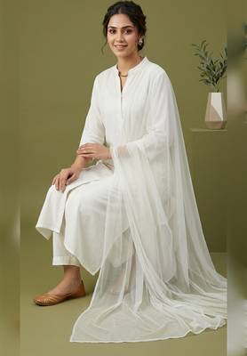 White rayon kurta set with dupatta 2