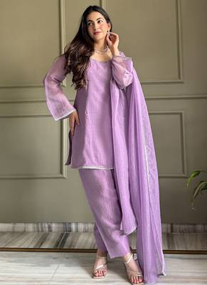 Lavender embroiderd crunchy salwar suit 1
