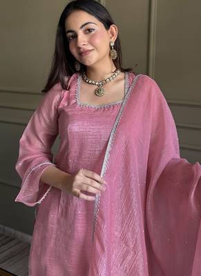 Light-pink embroiderd crunchy salwar suit 3