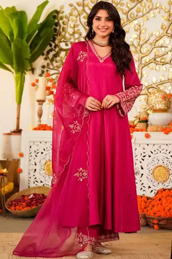 Pink embroiderd viscose anarkali suit