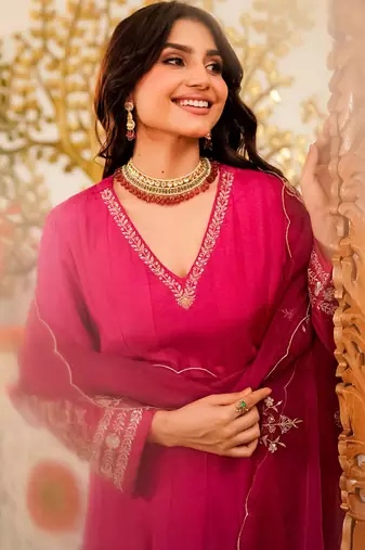Pink embroiderd viscose anarkali suit