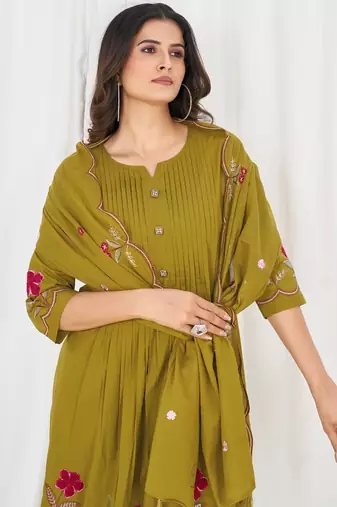 Women embroidered cotton blend a-line kurta set with pants and scalloped dupatta