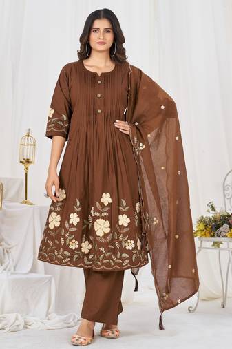 Women embroidered cotton blend a-line kurta set with pants and scalloped dupatta