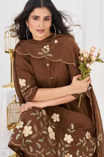 Women embroidered cotton blend a-line kurta set with pants and scalloped dupatta