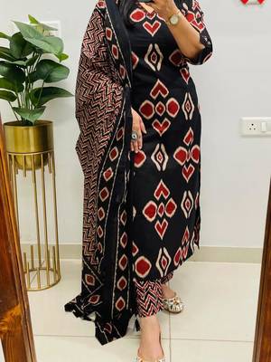 Black staright cotton kurta pant with dupatta 3