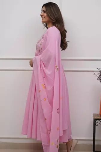 Light pink embroidered print a-line cotton kurta pant with dupatta