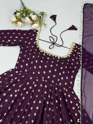 Purple jacquard mirror flared gown set 3