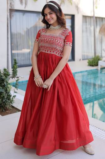 Red silk blend embroidered flared gown set