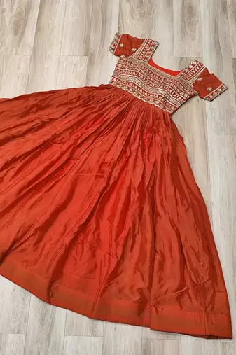 Red silk blend embroidered flared gown set