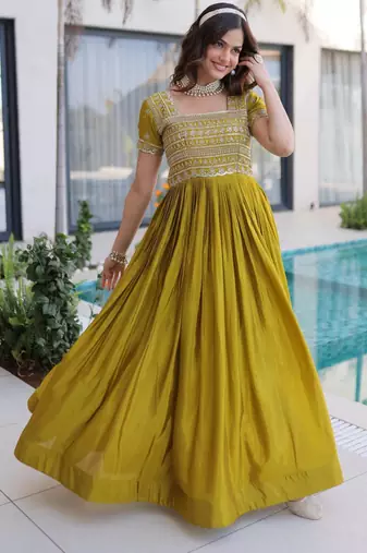Green silk blend embroidered flared gown set
