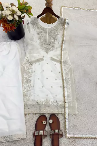 White gmy silk blend embroidered kurta palazzo set with dupatta