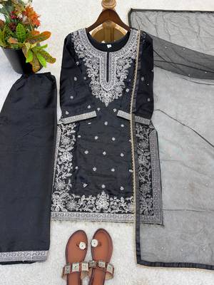 Bleck gmy silk blend embroidered kurta palazzo set with dupatta 2