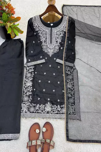 Bleck gmy silk blend embroidered kurta palazzo set with dupatta