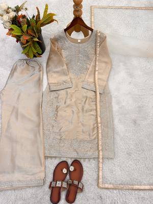 Cream gmy silk blend embroidered kurta palazzo set with dupatta 2