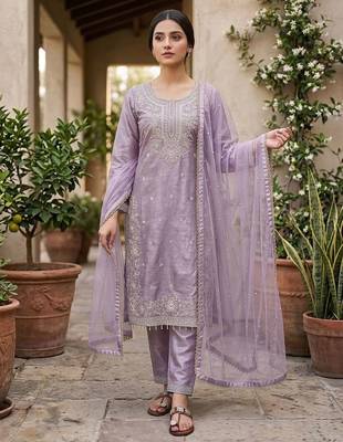 Lavender gmy silk blend embroidered kurta palazzo set with dupatta 1