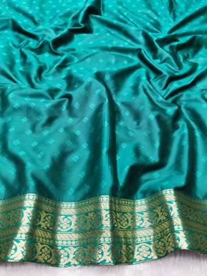 Wine zari woven banarasi silk traditional saree with blouse piece 4