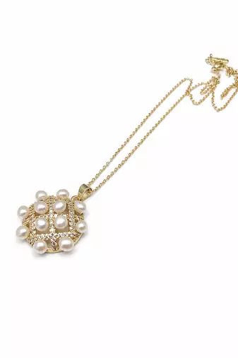 Pearl cluster pendant necklace with gold-tone chain
