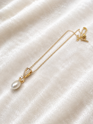 Freshwater pearl drop pendant necklace with gold-tone chain 1