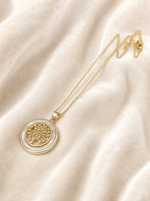 Tree of life round pendant necklace with mother of pearl 1