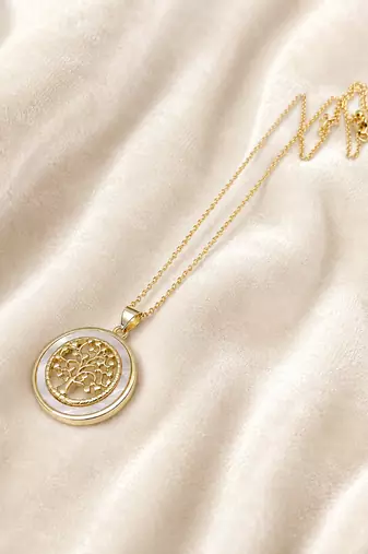 Tree of life round pendant necklace with mother of pearl