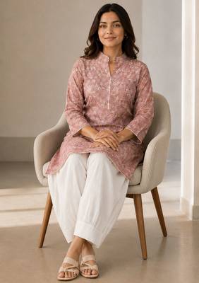 Elegant mandarin collar floral print pink kurta set 1