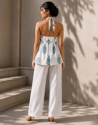 White color printed sleeveless v neck tunic 3