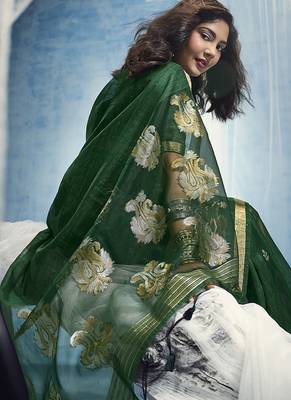 Dark green linen silk blend saree with gold zari border & floral woven pallu 4