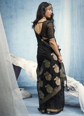 Black linen silk blend saree with gold zari border & floral woven pallu 2