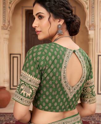 Olive green linen kalamkari digital print bollywood saree 5