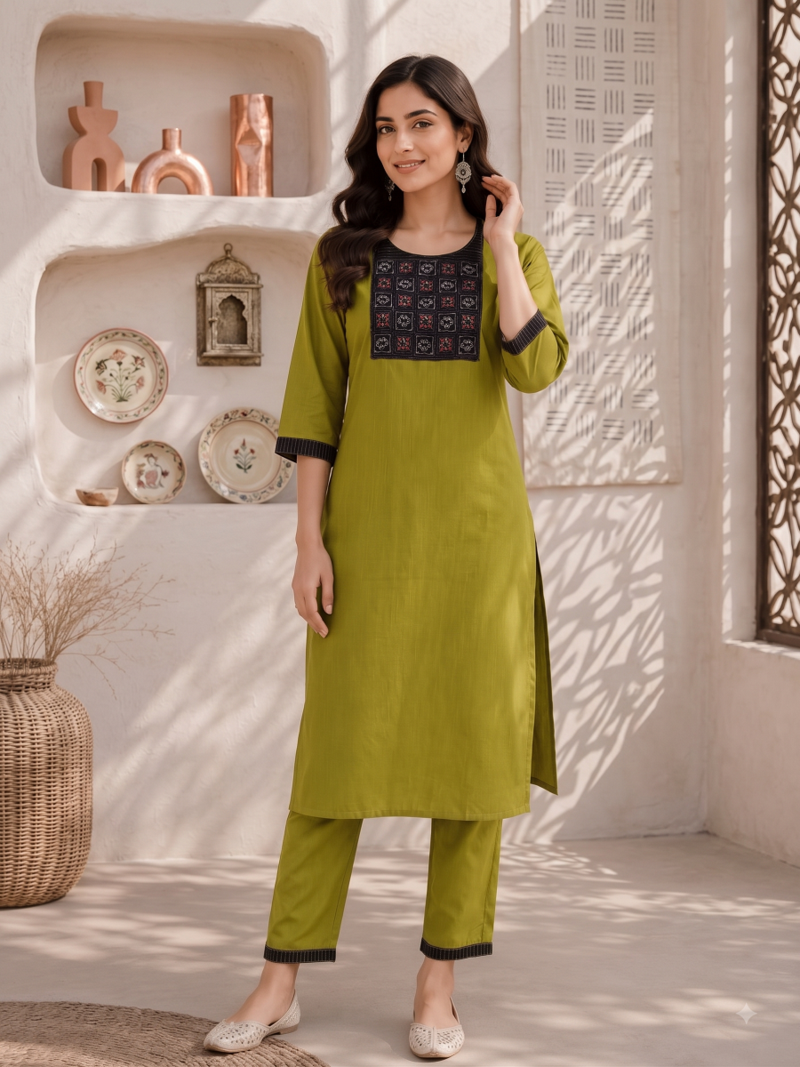 Women's new stylish green  cotton blend straight kurta with pants and embroidered yoke