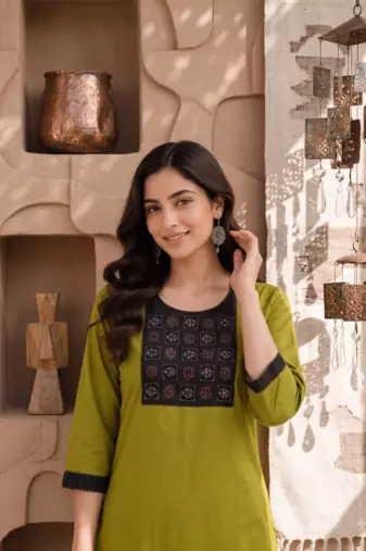 Women's new stylish green  cotton blend straight kurta with pants and embroidered yoke