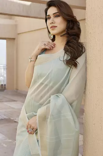 Women pista linen silk blend handloom saree