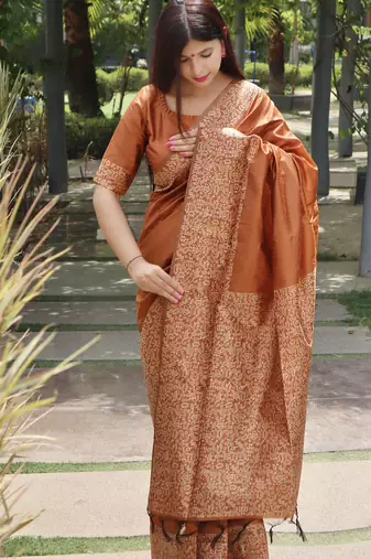 Women orange Art silk handloom saree