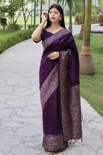 Women wine Art silk handloom saree