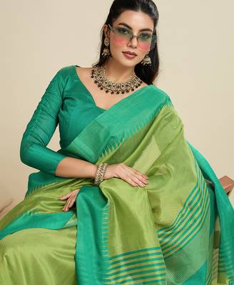 Women green Art silk handloom saree 3